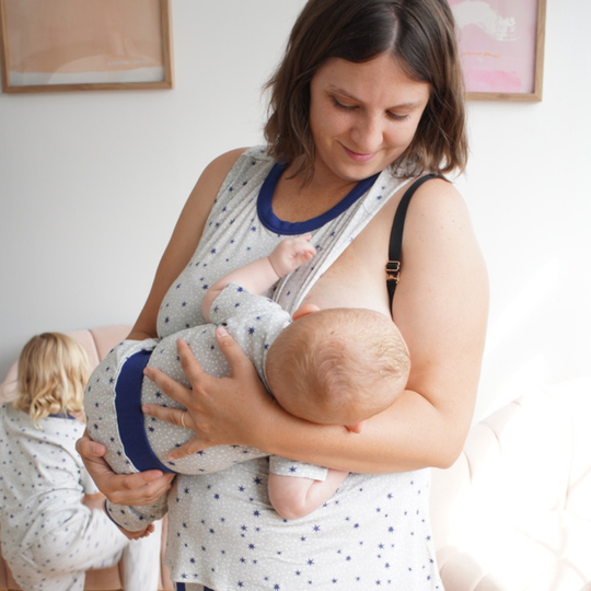 The Honor Lounge Top with Easy Nursing Access